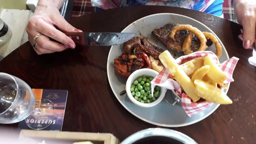 Menu_The Shire Oak_Brownhills_image_6