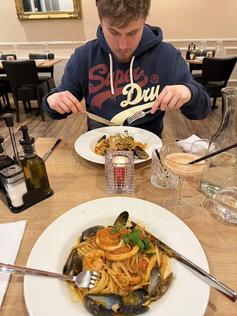 Menu_Cortina Italian Restaurant_Brownhills_image_8