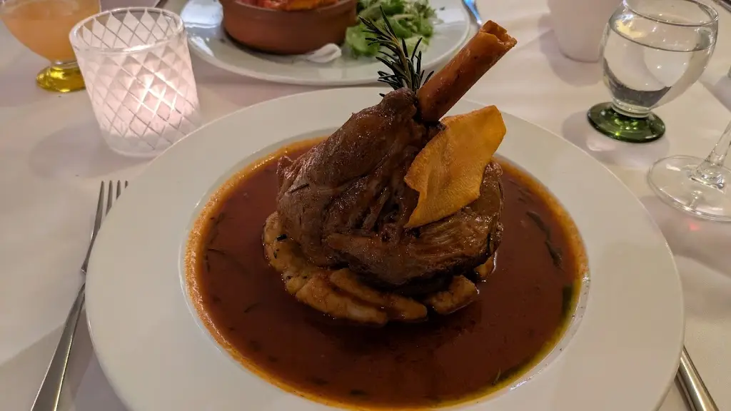 Denis Turkish & Mediterranean Restaurant_Ambrosden_slider_image_3