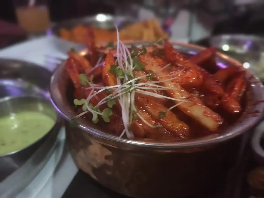 Zafar Iqbal_Moghul Palace_Brownhills_review