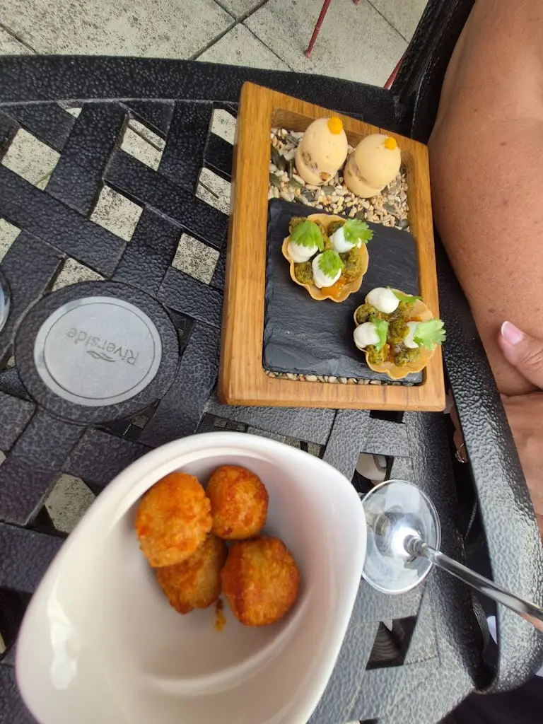 Gina Wooding_Paris House_Buckinghamshire_Bewertung