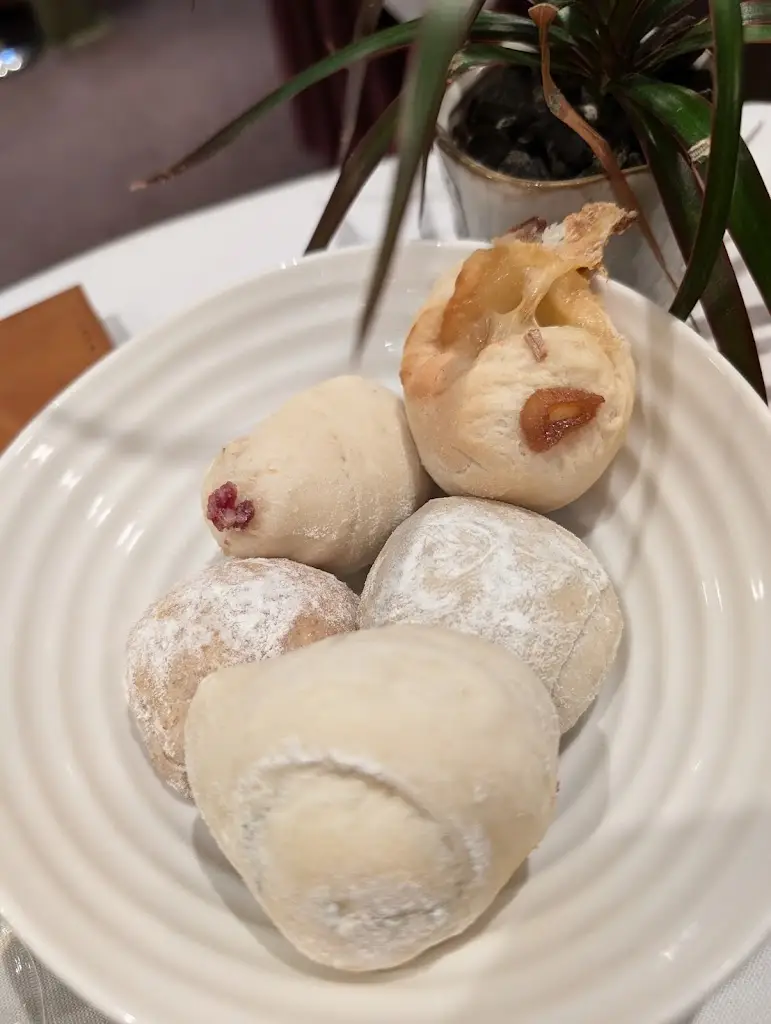 Andries Ehlers_Vanilla Pod_Buckinghamshire_review