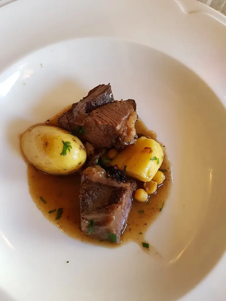 Menu_L'Escargot Bleu Restaurant and Wine Bar_Broughton_image_7