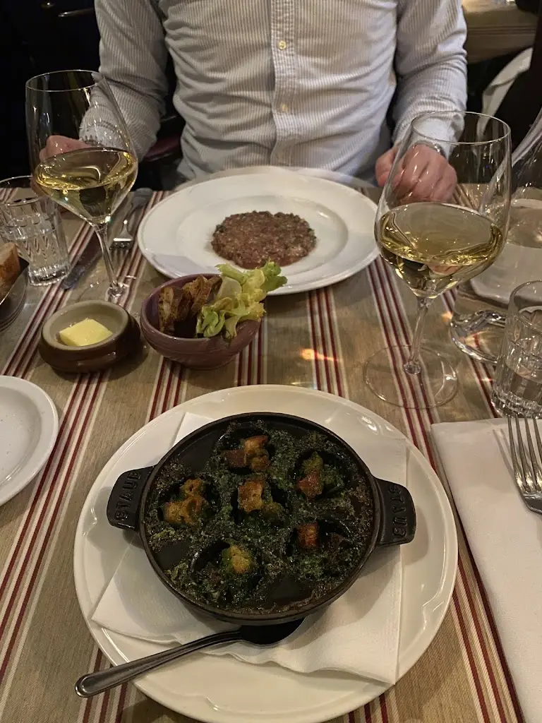 Menu_L'Escargot Bleu Restaurant and Wine Bar_Broughton_image_8