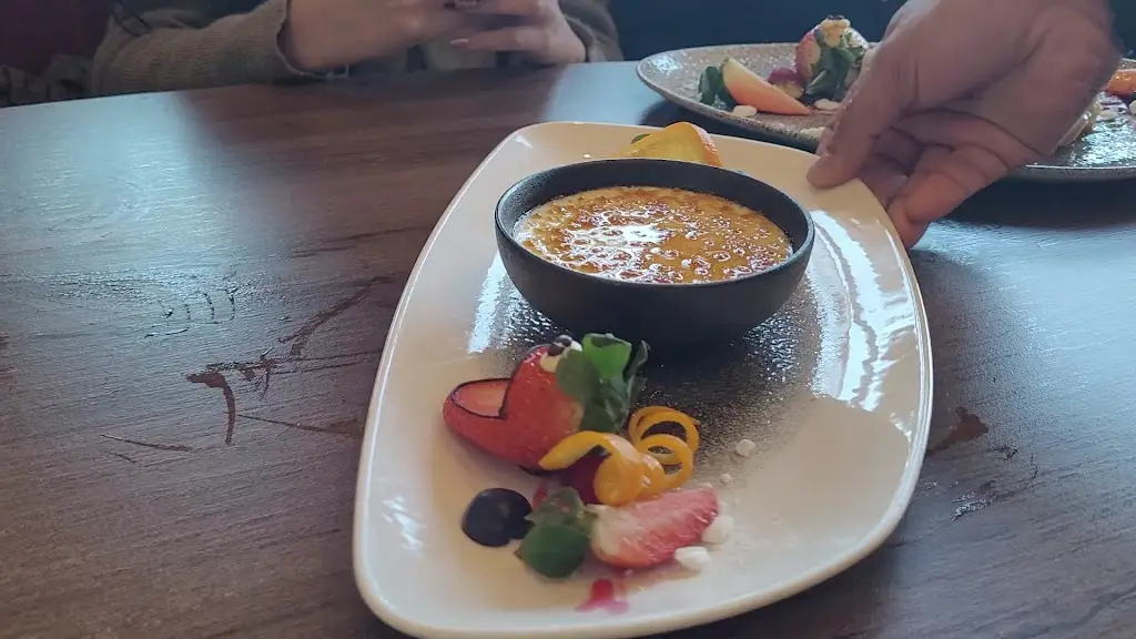 Grand Village Imperial_Ambrosden_slider_image_2