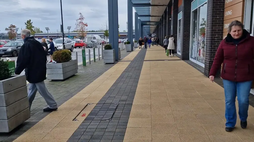 Broughton Shopping Park_Broughton_slider_image_2