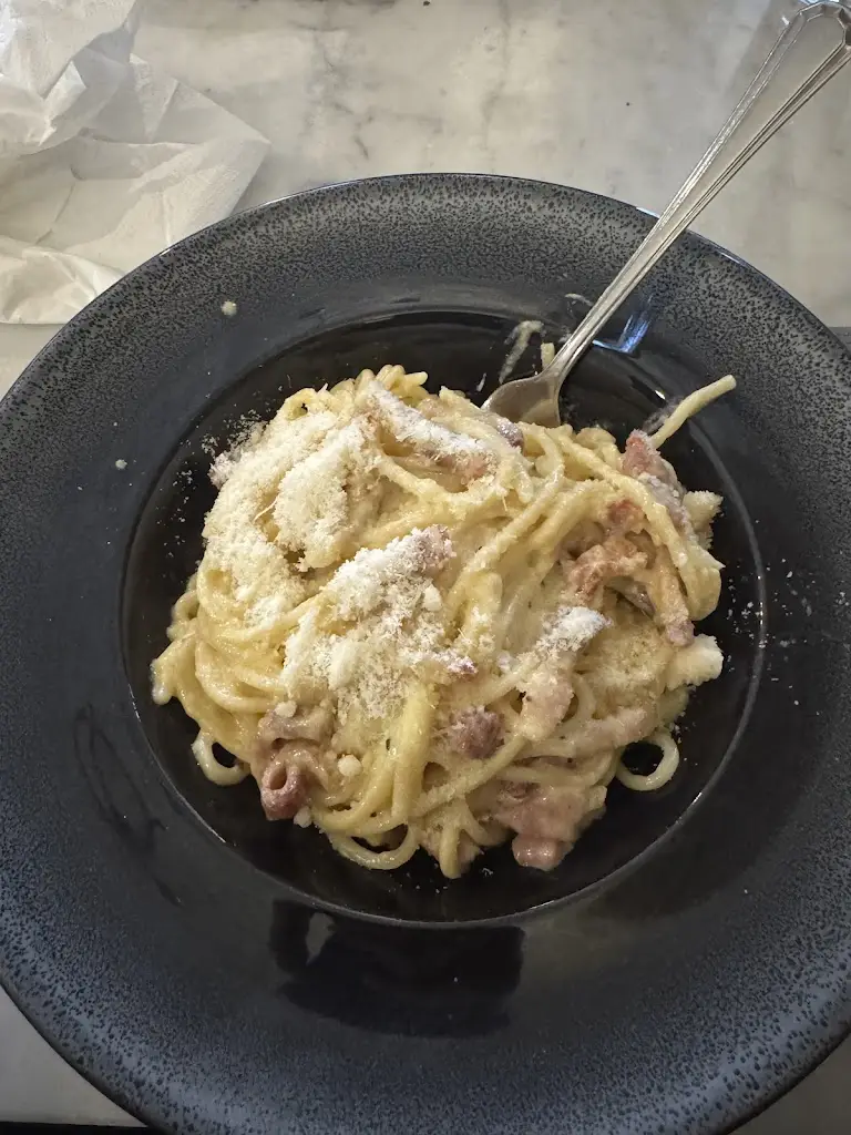 Sherwin Coutinho_Mamma Roma_Broughton_review