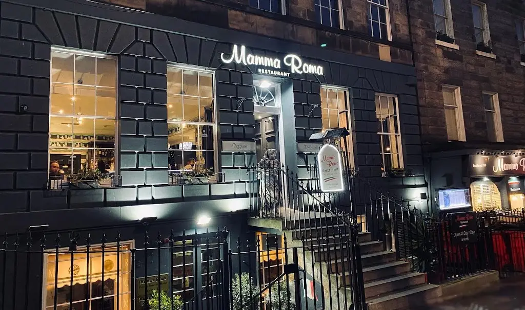 Mamma Roma restaurant in Broughton