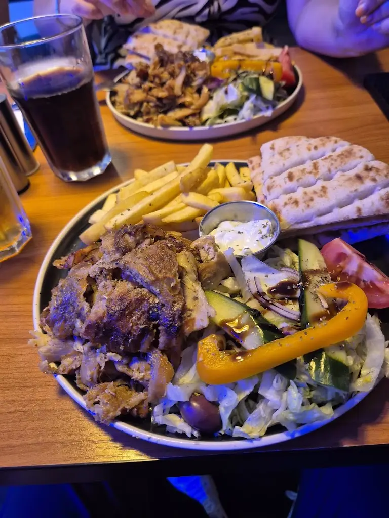 Sarah Hedges_GREEK HOUSE SOUVLAKI_Buckingham_review