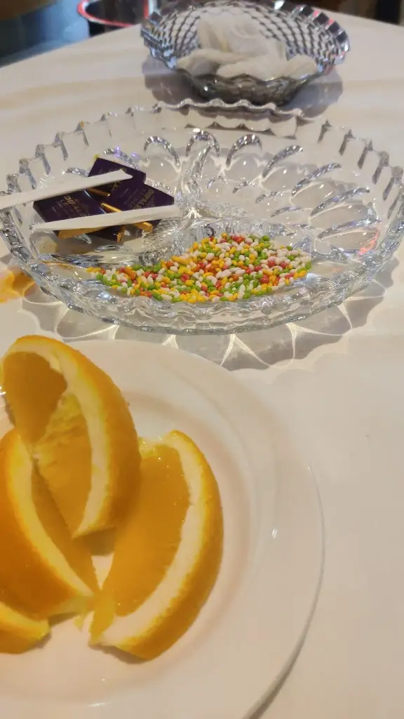 Sofia Hill_Dipalee Lounge_Buckingham_review