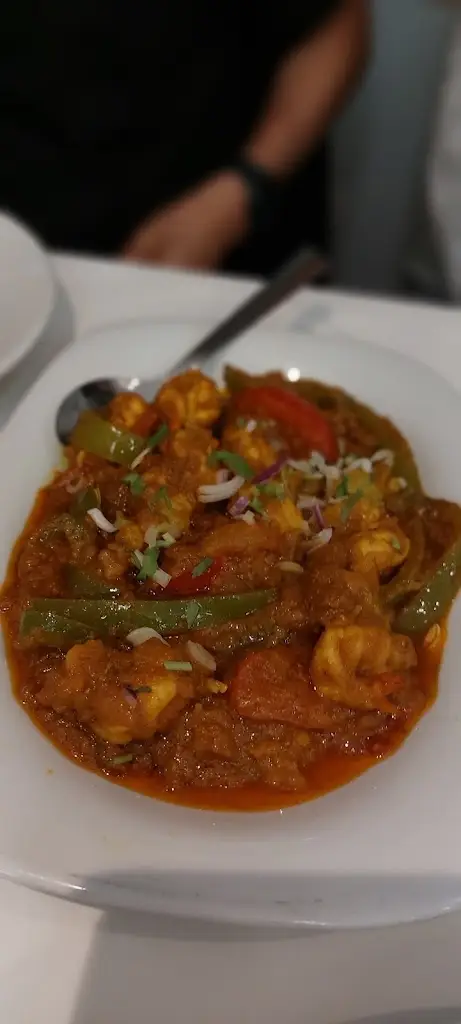 Lipcsik Márton_Dipalee Lounge_Buckingham_review