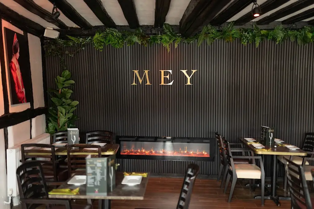 Mey Mediterranean Bar & Grill restaurant in Buckingham
