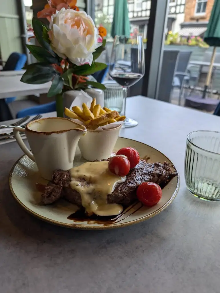 Seasons Restaurant and Bar_Broseley_slider_image_3