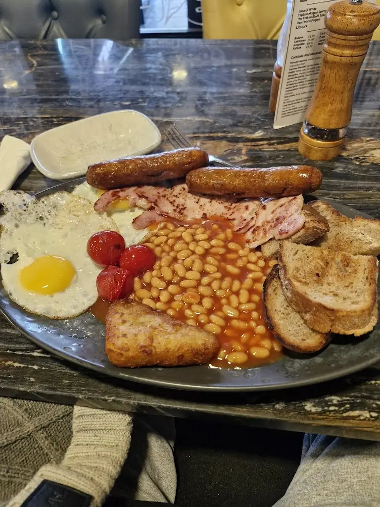 gary hagley_Envy | Eatery & Lounge_Andover_review