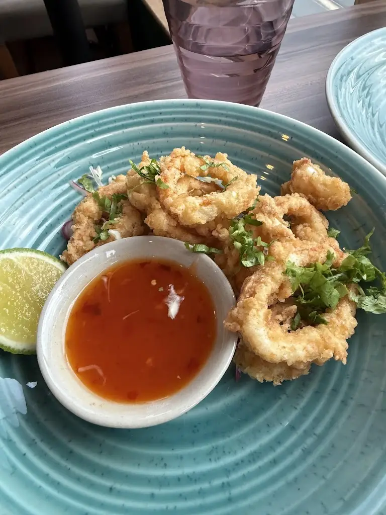 Riana Batistiana_Suree's Kitchen_Broseley_review