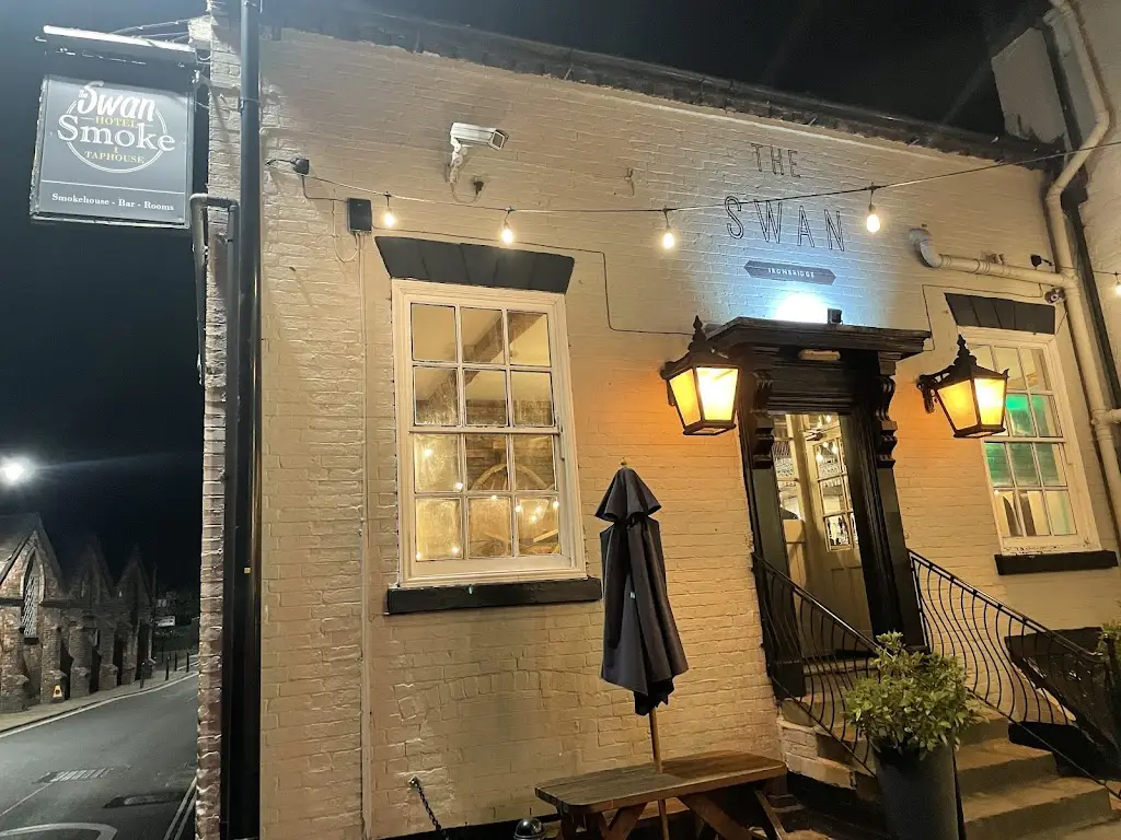 The Swan Taphouse_Broseley_slider_image_1