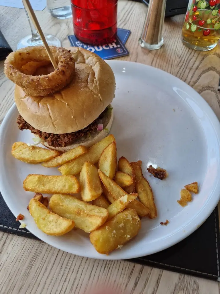 Joanne Preen_The Half Moon Inn_Broseley_review