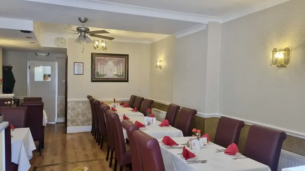 Mishu Tandoori Balti Restaurant & Takeaway_Broseley_slider_image_3