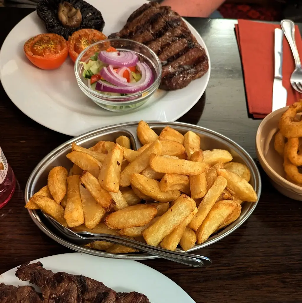 Foxy's Steak Bar_Bromyard_slider_image_3