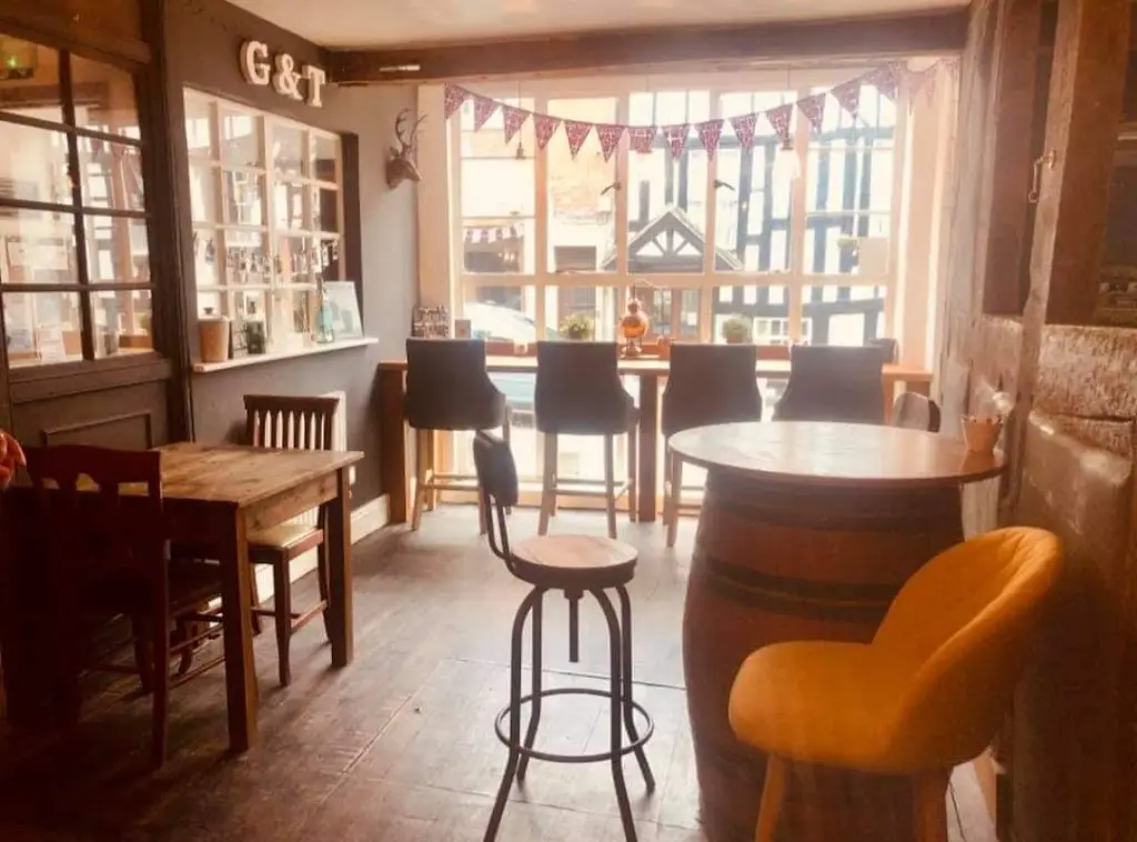 Oaklands Cafe restaurant in Bromyard