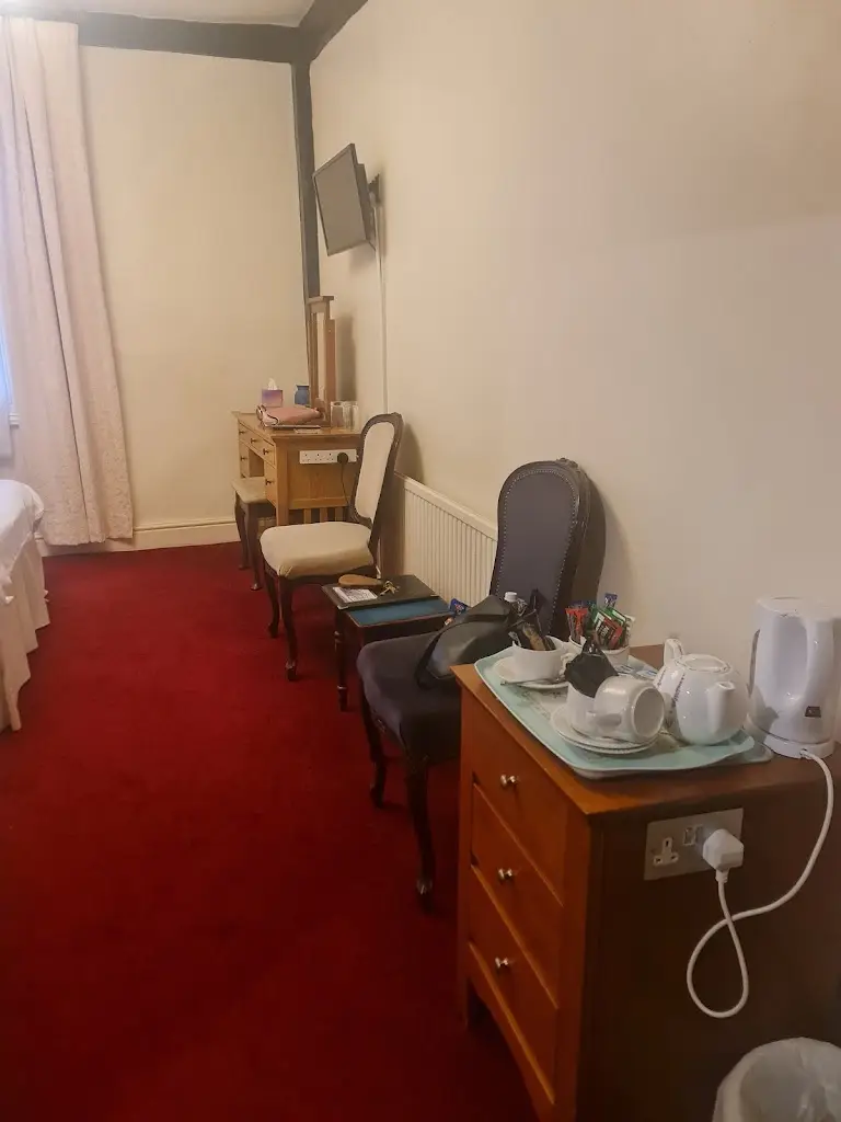 Laura&David Hawkins_The Falcon Hotel_Bromyard_review