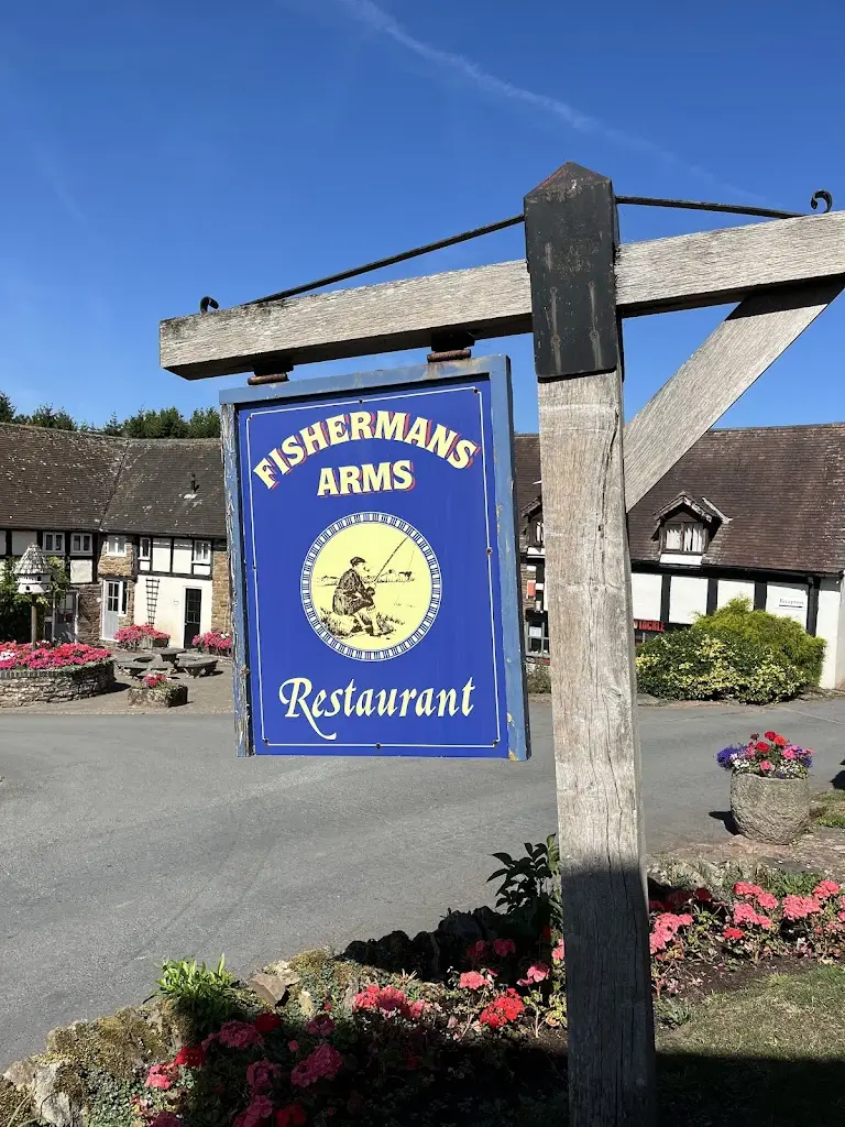Mark_The Fisherman Arms at Docklow Pools_Bromyard_review