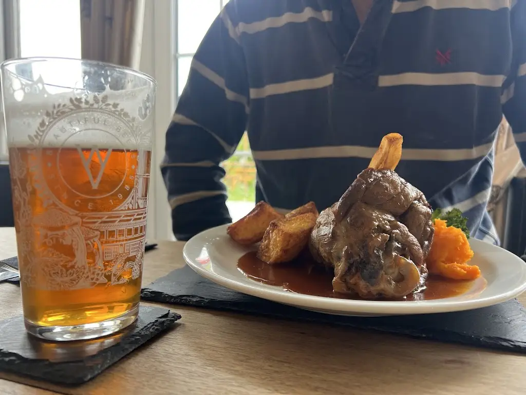 Rebecca Buckley_The Live & Let Live Whitbourne_Bromyard_review