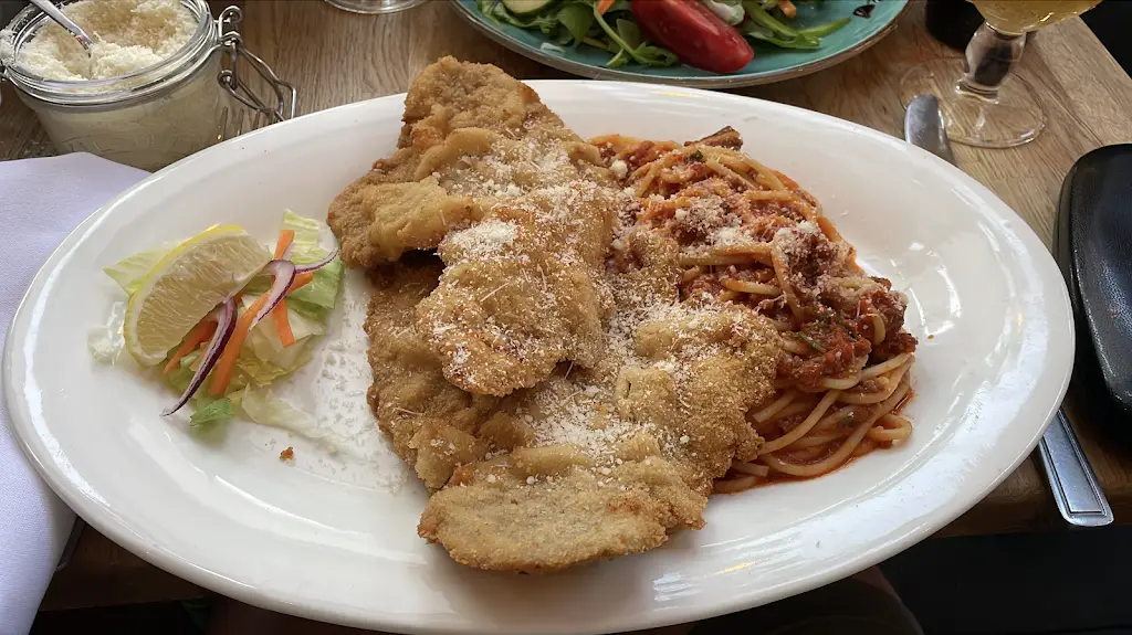 Graham Handley_Il Bacio Buckhurst Hill_Buckhurst Hill_review