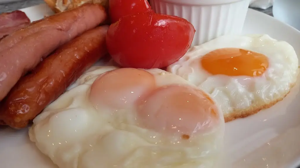 Chris Kettle-Frisby_The Salt Cellars Café Budleigh Salterton_Budleigh Salterton_review