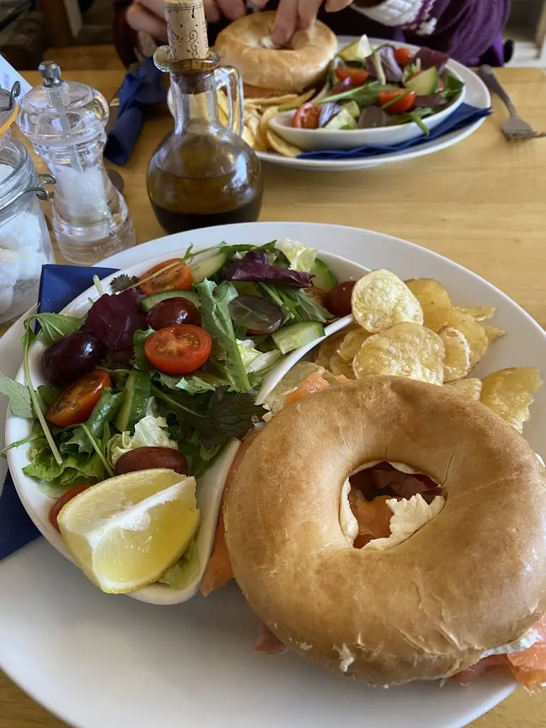 L'image Cafe & Bazaar_Budleigh Salterton_slider_image_2