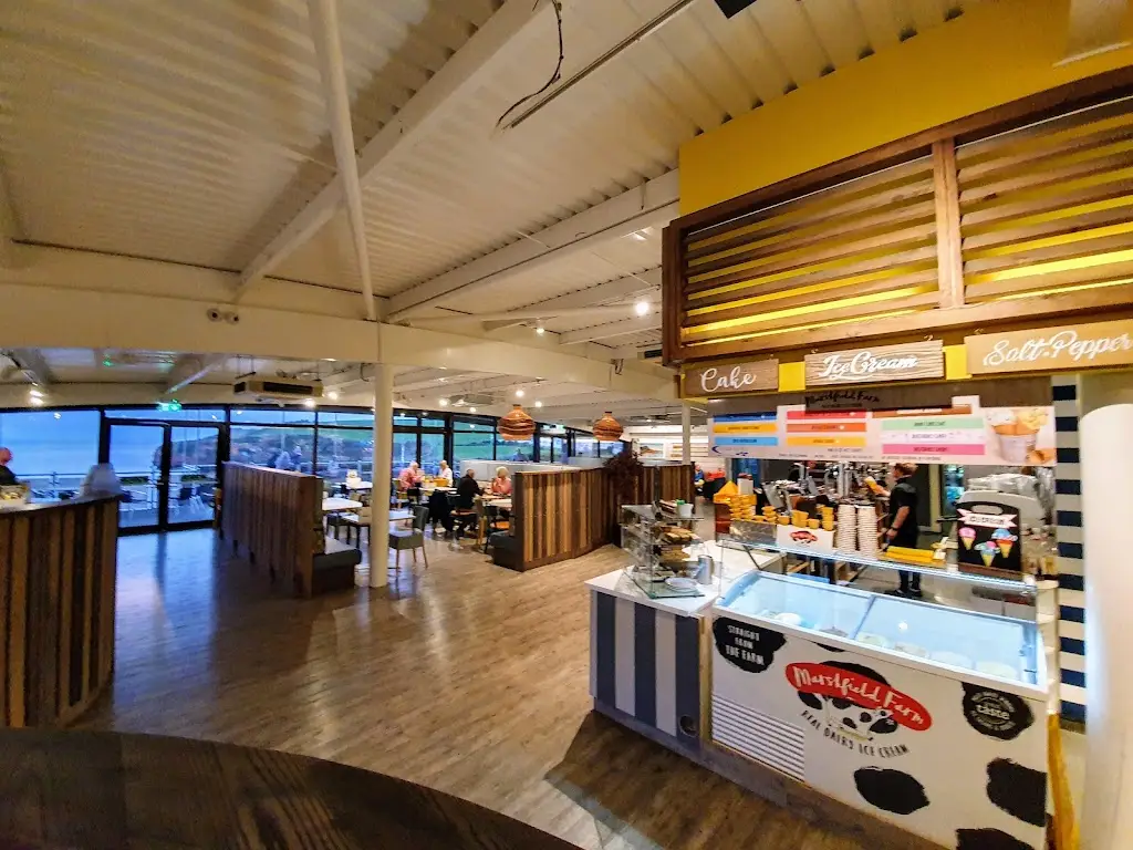 Pebbles Restaurant_Budleigh Salterton_slider_image_1