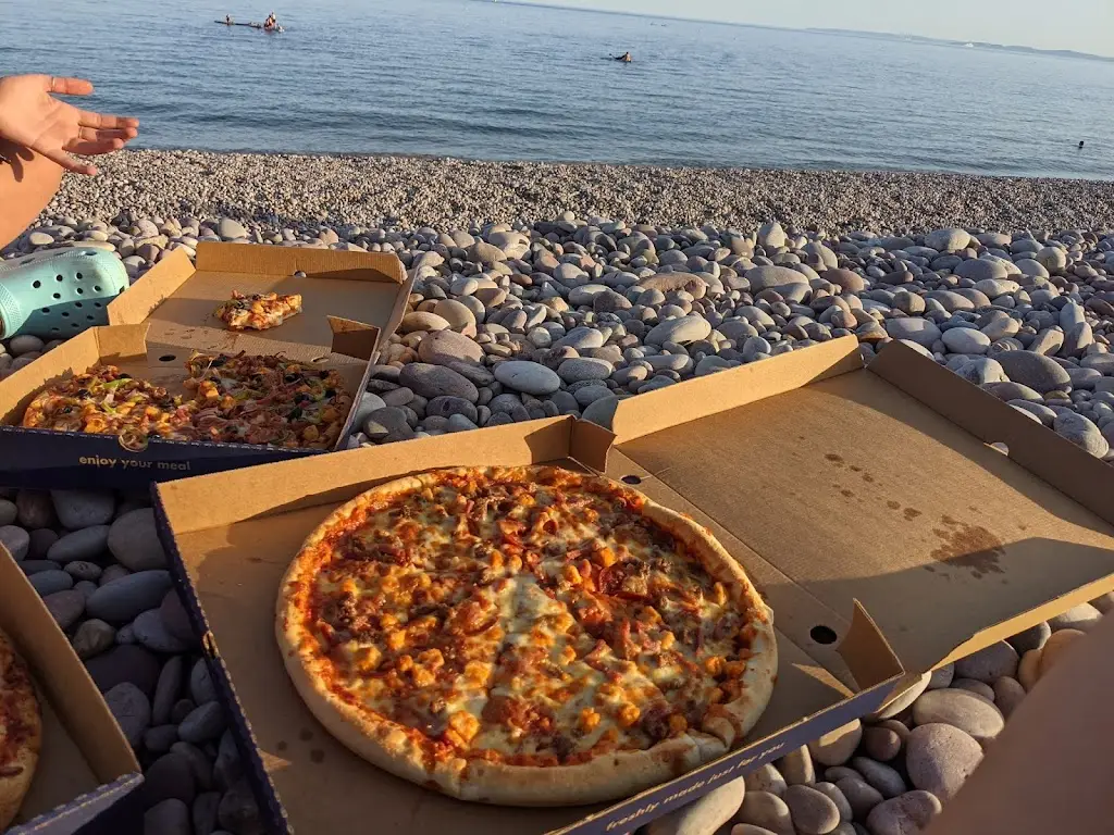 Nathan Cole-Watts_Budleigh Pizza And Grill_Budleigh Salterton_review