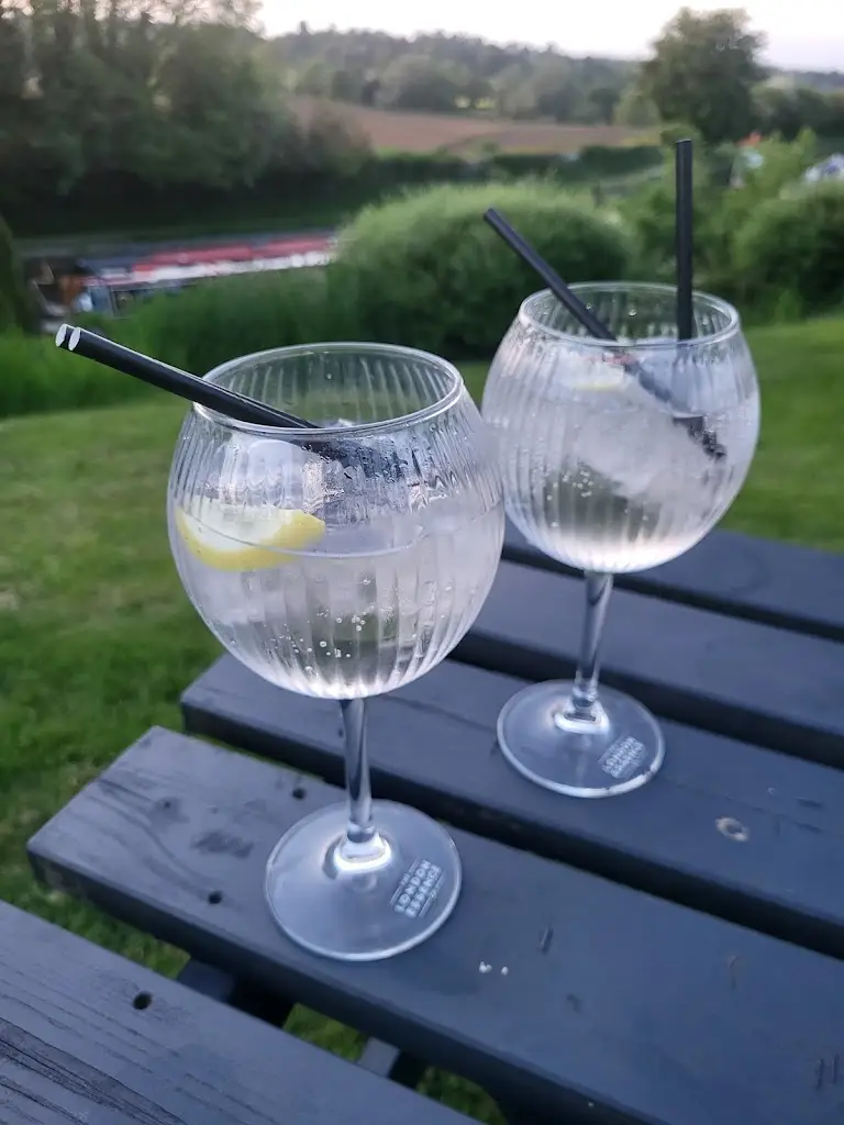 Menu_Narrow Boat at Weedon, Canalside Pub, Country Kitchen, Rooms_Bugbrooke_image_9