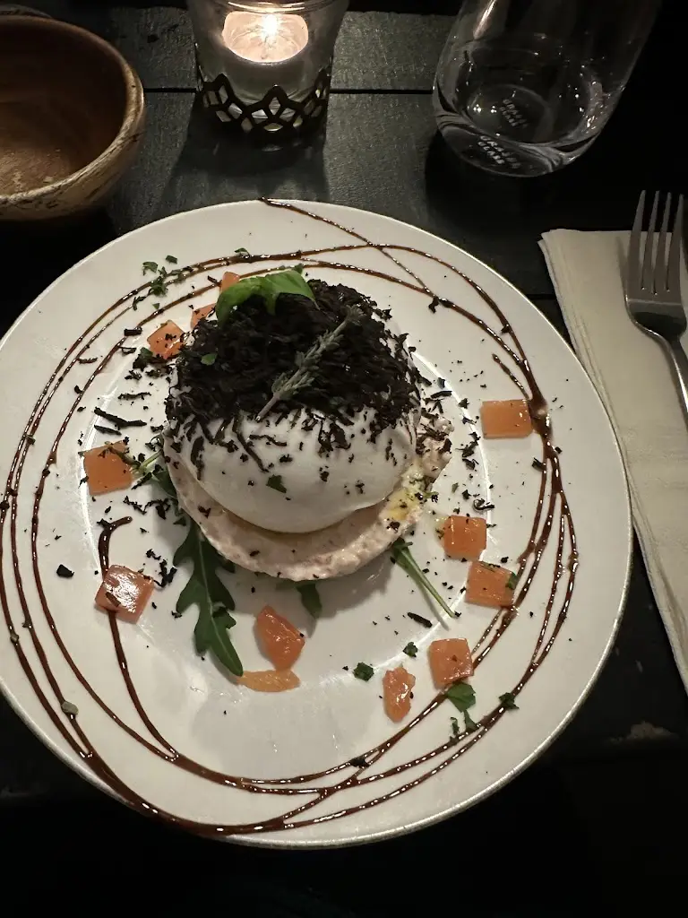 Sarah deeks_La Trattoria Italian Restaurant & Bar_Bugbrooke_review