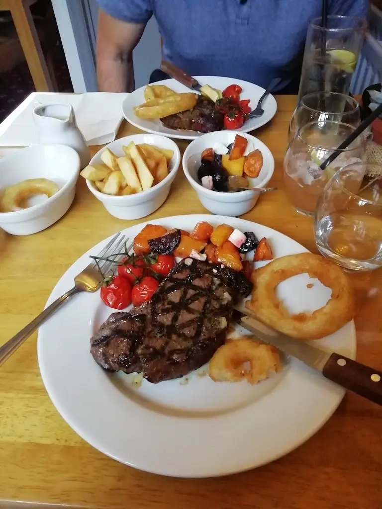 Menu_Olde Red Lion_Bugbrooke_image_6