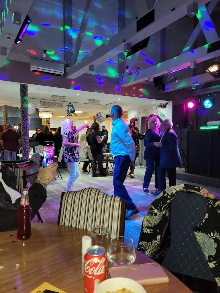 AT BE_The Jungle @ Bips_Bugbrooke_review