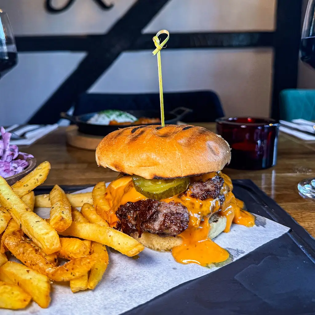 Heavens Kitchen Alton_Alton_slider_image_2