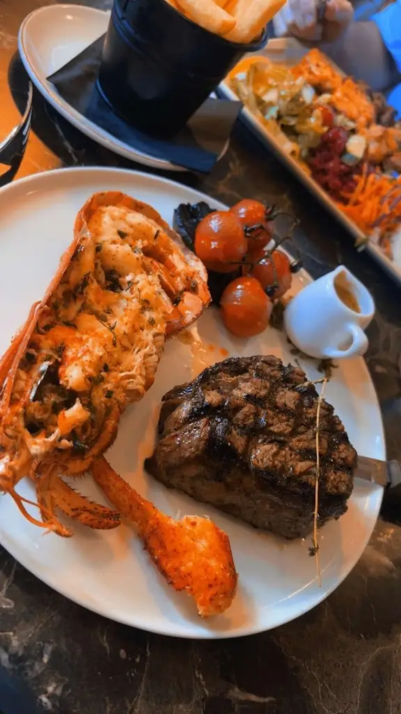 Macie Golding_Devran Shish_Buntingford_review