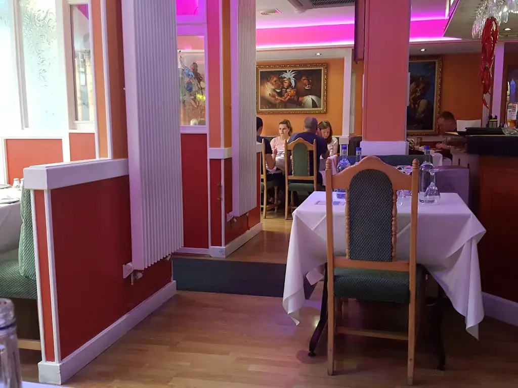 The Viceroy Restaurant restaurant in Buntingford