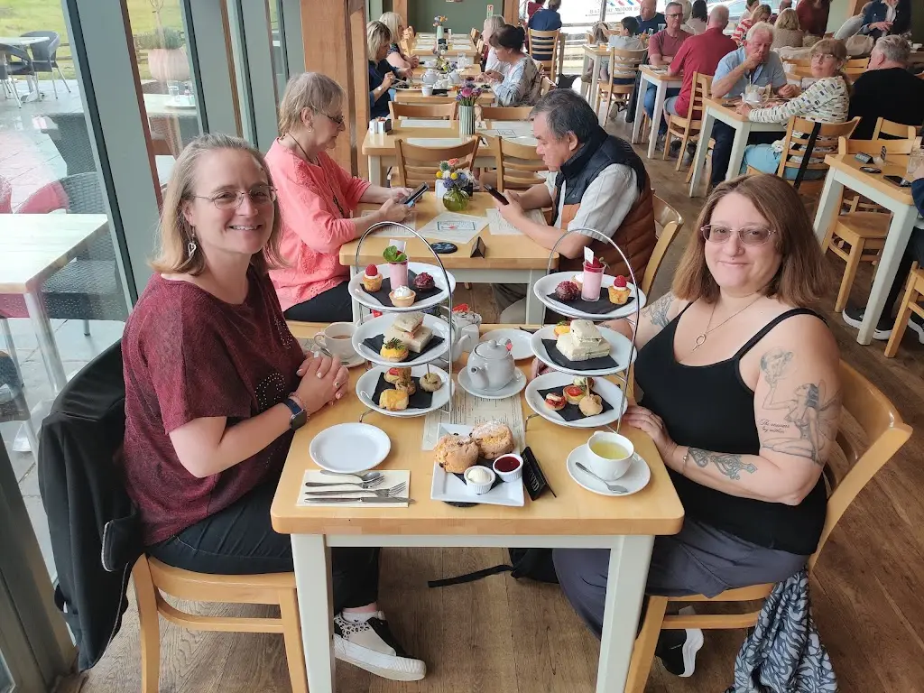 tanya goddard_Pearce's Farm Shop & Cafe_Buntingford_review