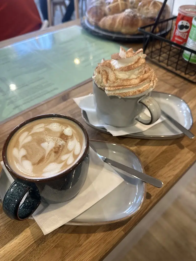 No’ 6 cafe_Buntingford_slider_image_2