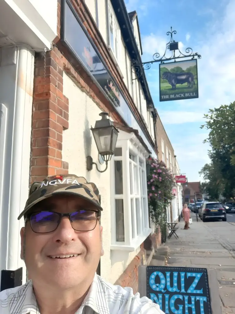 Gary McQueen_Black Bull_Buntingford_review