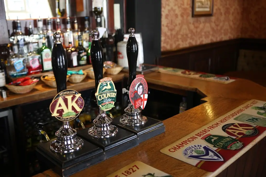 Black Bull_Buntingford_slider_image_2