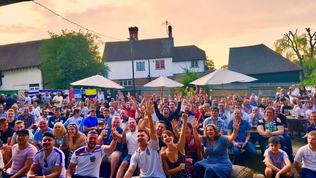 Black Bull_Buntingford_slider_image_3