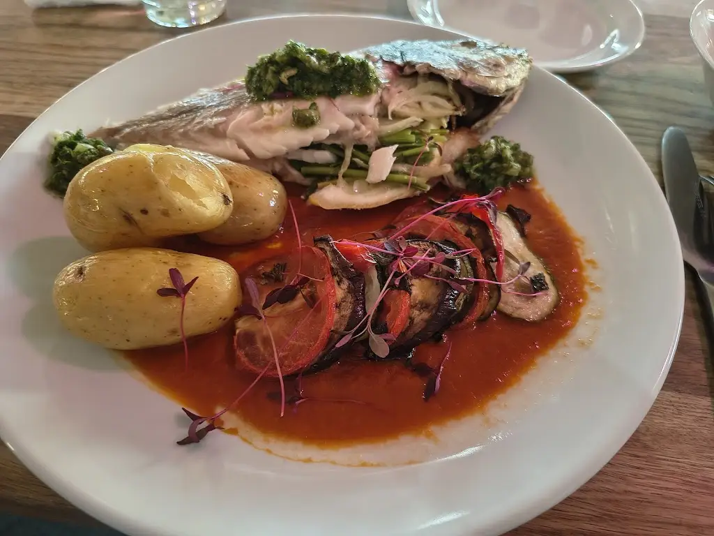 Life's A Beach_Bude_slider_image_2