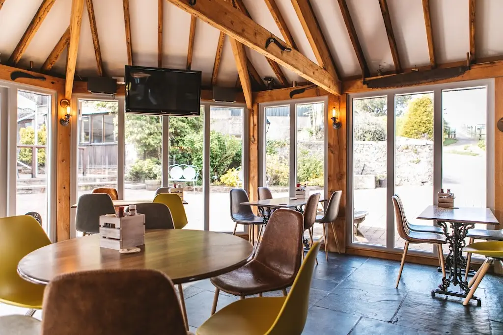 The Yard - Bar & Kitchen at Wooda_Bude_slider_image_1