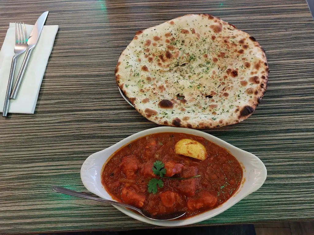 Bayleaf Fine Indian Cuisine_Bude_slider_image_2