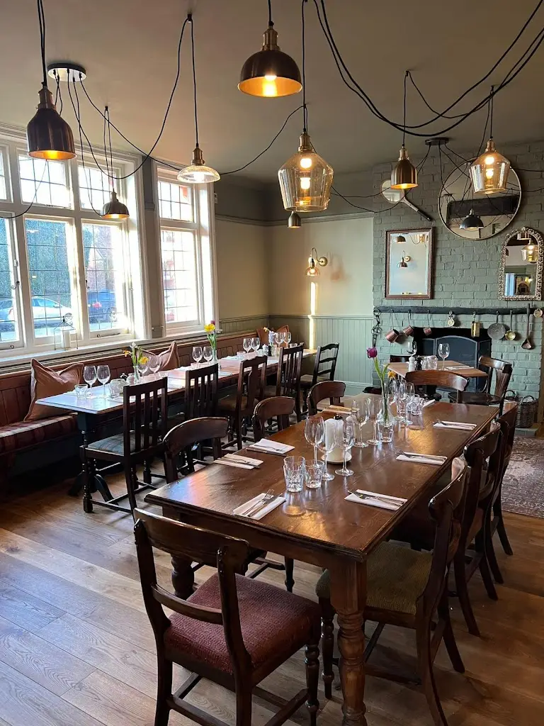 The White Hart_Alton_slider_image_1