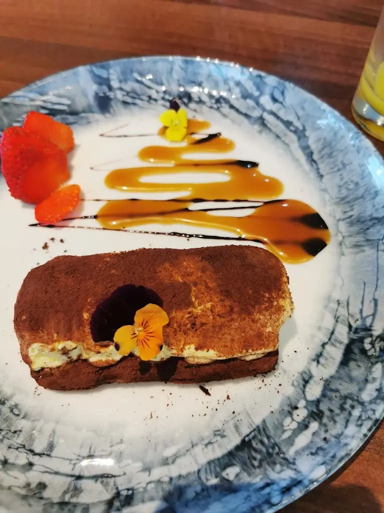 Menu_The Lakes Restaurant_Burgh le Marsh_image_8