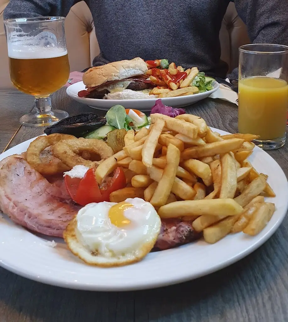 Vee Bee_The Duck and Drake Bar and Restaurant_Burgh le Marsh_review